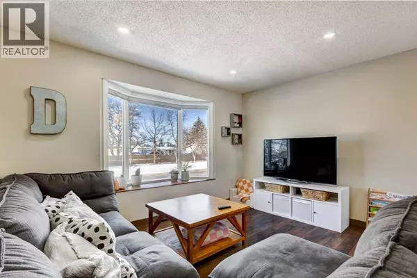 Strathmore, AB T1P1E9,105 Maplewood Drive