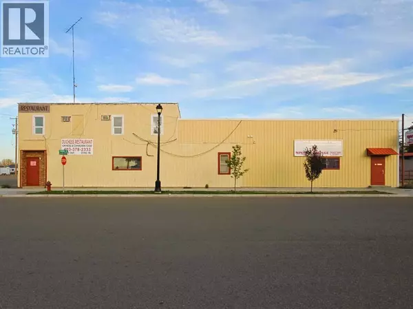 102 Railway Avenue E, Duchess, AB T2E0Z0