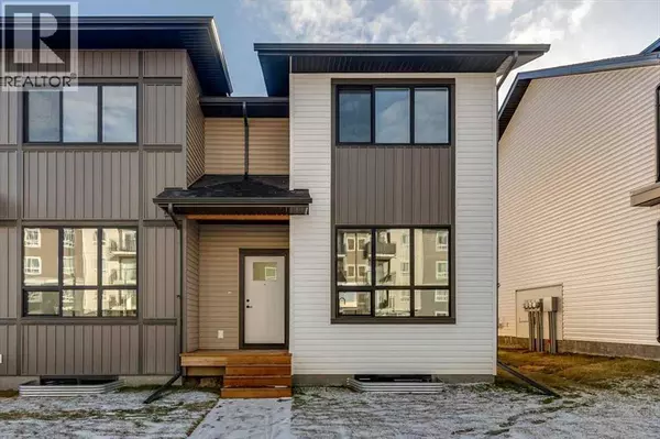 48 Irvin Way, Sylvan Lake, AB T4S0W2