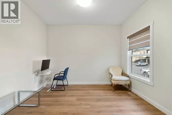 Calgary, AB T3J5R6,7 Homestead Circle NE