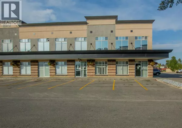 102, 9805 97 Street, Grande Prairie, AB T8V8B9