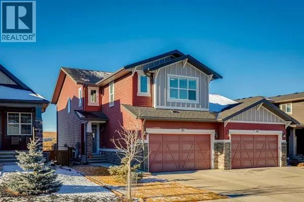 57 Crestridge Bay SW, Calgary, AB T3B6H2