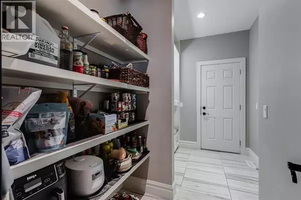 Calgary, AB T2X2G2,278 Legacy View SE