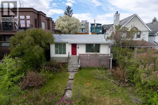 Calgary, AB T2T1R2,2006 30 Avenue SW