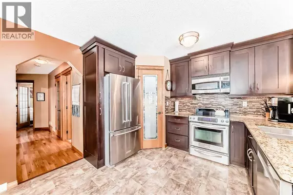 Calgary, AB T3A5N4,203 Hidden Spring Green NW