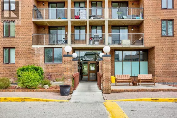 Calgary, AB T3A2E6,208, 4944 Dalton Drive NW