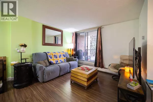 Calgary, AB T3A2E6,208, 4944 Dalton Drive NW