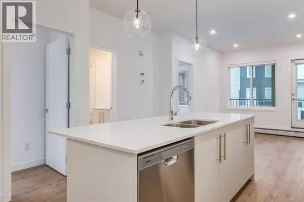 Chestermere, AB T1X2Y2,3201, 6 Merganser