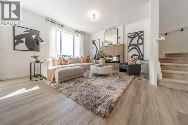 Calgary, AB T2Y0Z5,136 Versant Point SW