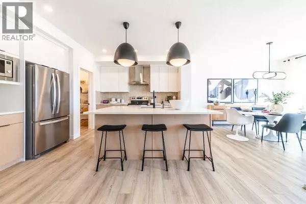 Calgary, AB T2Y0Z5,136 Versant Point SW