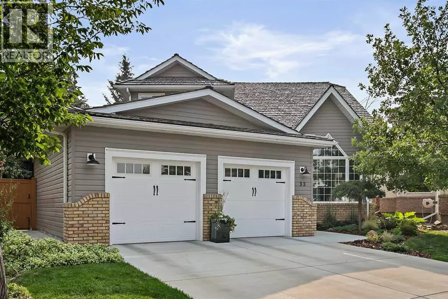 33 Sunset Crescent, Okotoks, AB T1S1P3