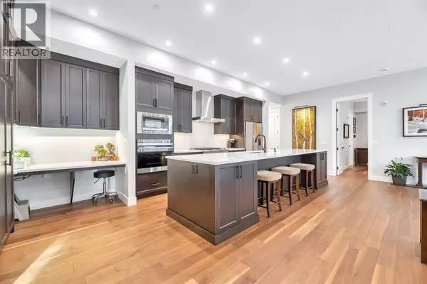 Calgary, AB T3B6M6,302, 105 Lebel Crescent NW