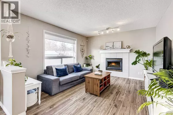 Calgary, AB T3G4L5,157 Arbour Crest Road NW