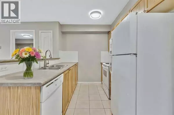 Calgary, AB T2X0A5,118, 428 Chaparral Ravine View SE