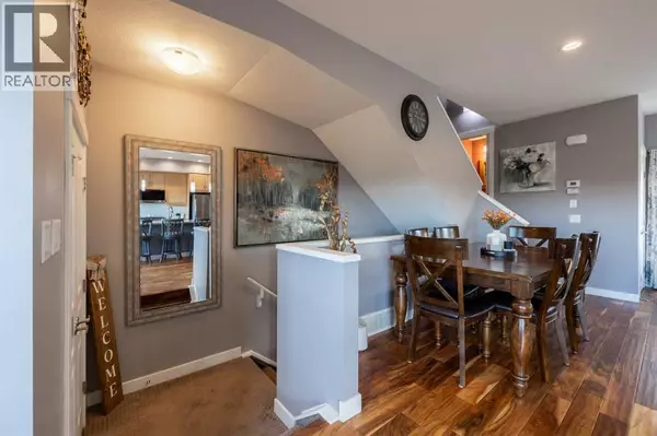 Cochrane, AB T4C2P4,1201, 32 Horseshoe Crescent