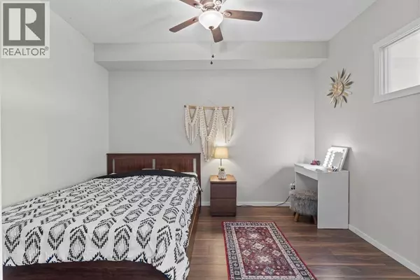 Calgary, AB T2Z1A6,1403, 99 Copperstone Park SE