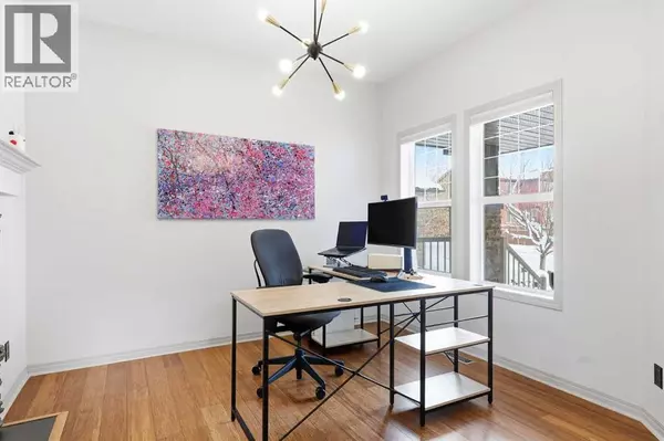 Calgary, AB T3R0H5,9 Sage Hill Landing NW