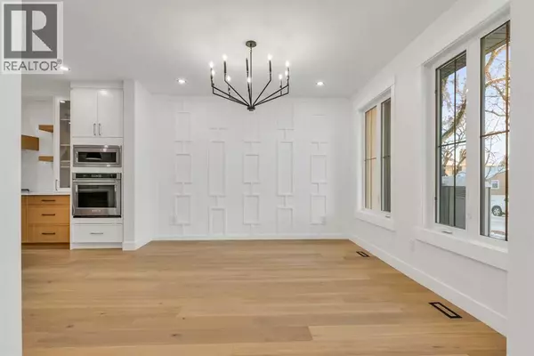 Calgary, AB T2M2A9,642 25 Avenue NW