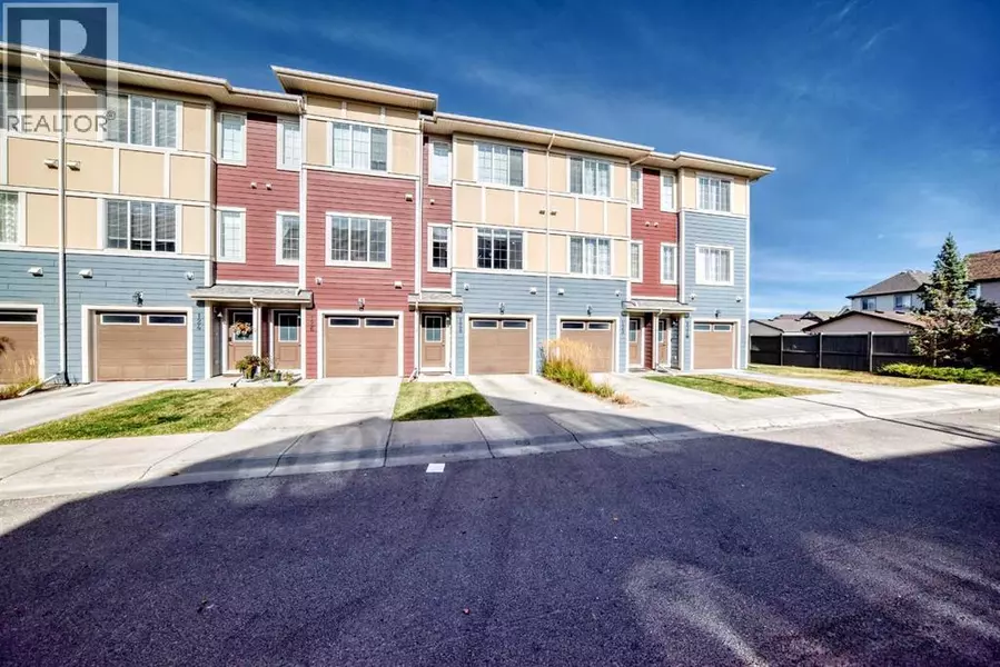 128 Marquis Lane SE, Calgary, AB T3M2G6