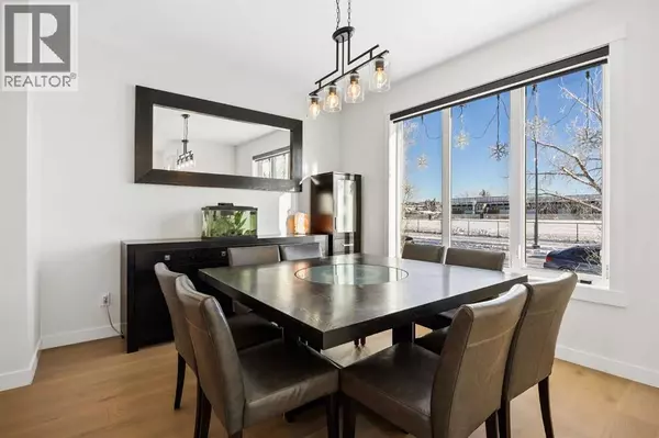 Calgary, AB T3B2P1,4635 79 Street NW