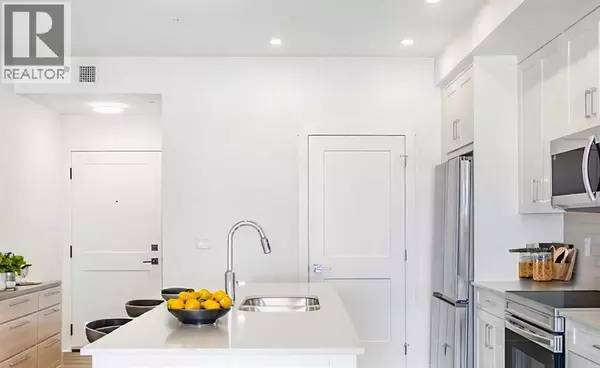 8305, 1802 Mahogany Boulevard SE, Calgary, AB T3M1X6