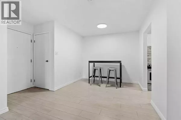 Calgary, AB T2W2T6,6308, 315 Southampton Drive SW