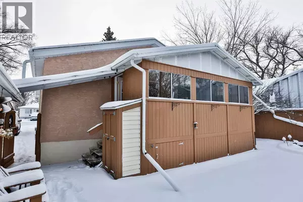 Lethbridge, AB T1H0B5,1807 2 Avenue N