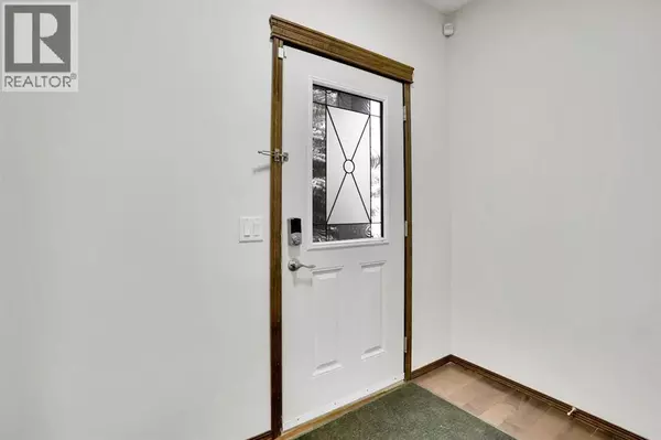 Calgary, AB T2Y0J6,142 Everoak Green SW