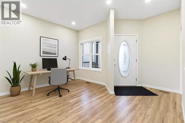 Calgary, AB T3H5J4,64 Cougarstone Square SW