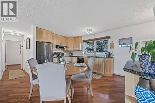 Calgary, AB t2k4y1,719 Blackthorn Road NE