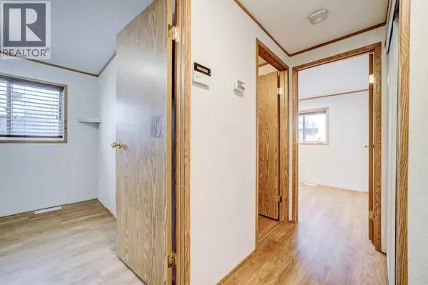 Claresholm, AB T0L0T0,27 Westover Crescent W