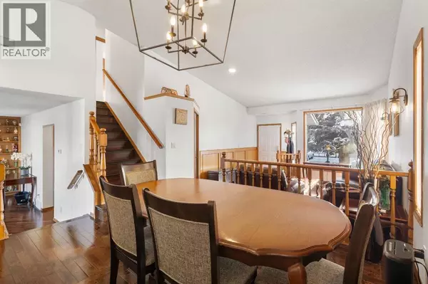 Calgary, AB T1Y6M8,70 Pasadena Gardens NE