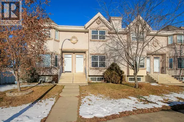 25 Adams Close, Red Deer, AB T4R2W4