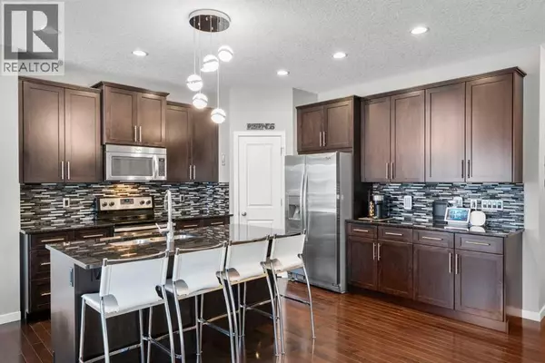 236 Walden Heights SE, Calgary, AB T2X0V7