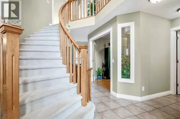 Calgary, AB T3H4K1,26 Simcrest Manor SW