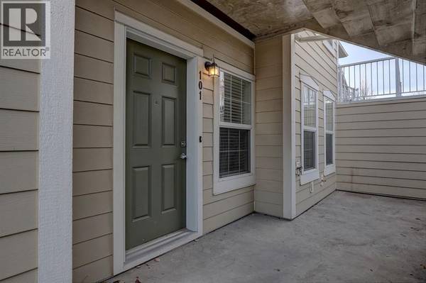 101 Auburn Bay Street SE, Calgary, AB T3M2A3