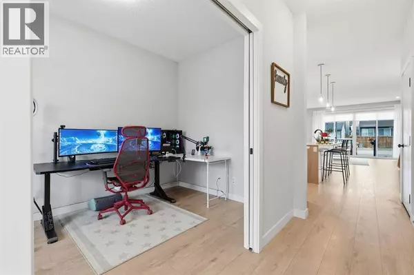 Calgary, AB T3M3G6,48 Seton Villas SE