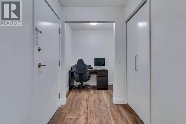 Calgary, AB T3E7N9,113, 35 Richard Court SW