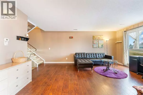 Calgary, AB T2W2P2,301, 13104 Elbow Drive SW