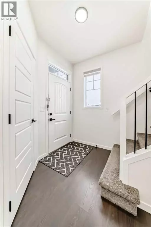 Calgary, AB T2X4A8,31 Creekside Grove SW