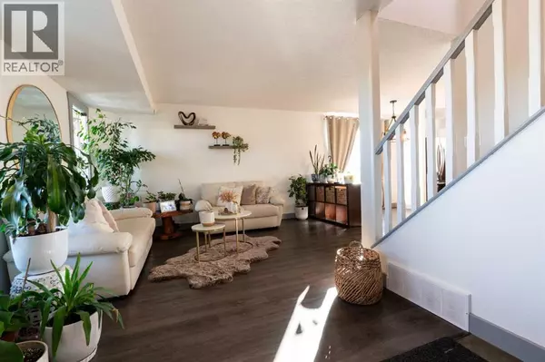 Grande Prairie, AB T8X0C1,6902 90 Street