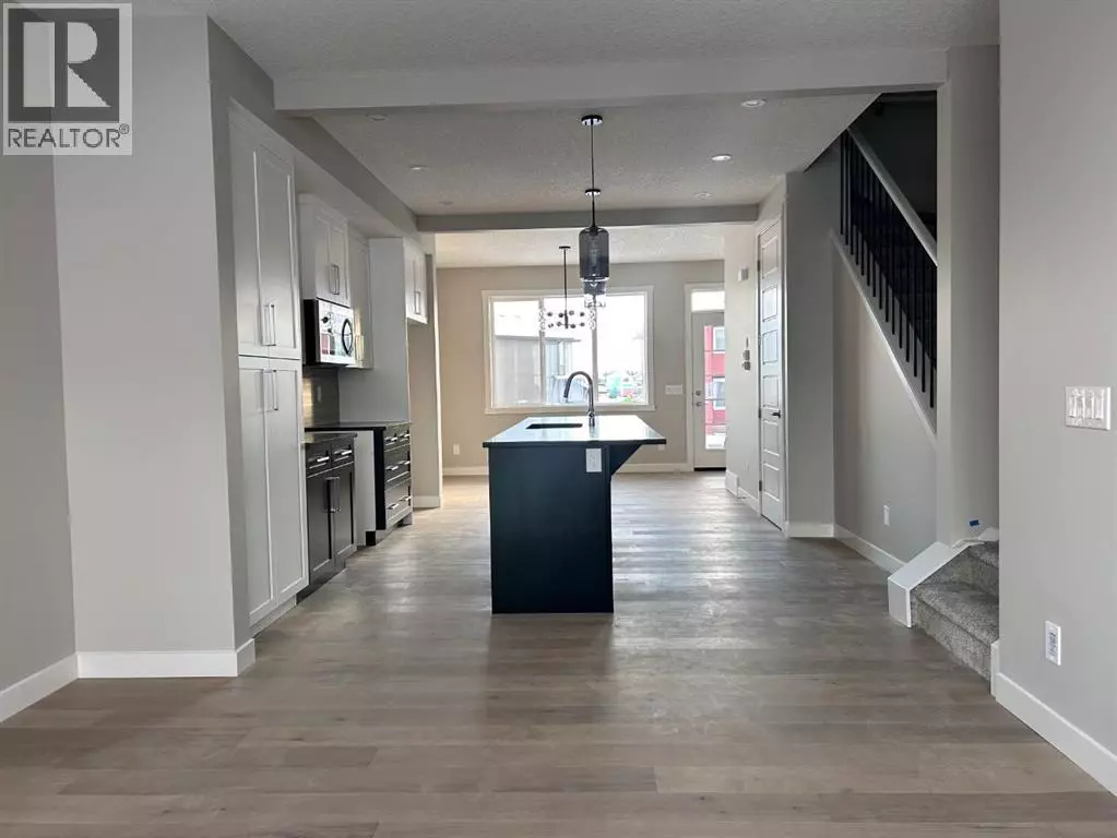 Calgary, AB T3S0A7,33 Sora Gate SE