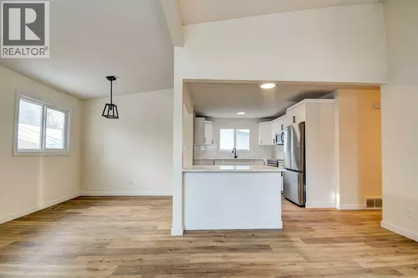 Red Deer, AB T4N5X2,58 Wright Avenue