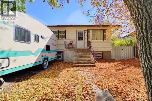 Lethbridge, AB T1H3K4,451 19 Street N