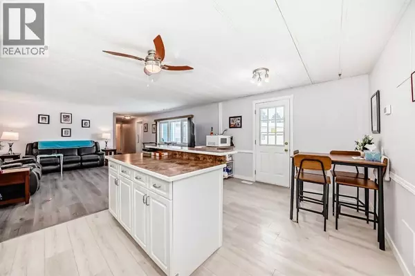 Calgary, AB T1Y6K5,34 Burroughs Place NE