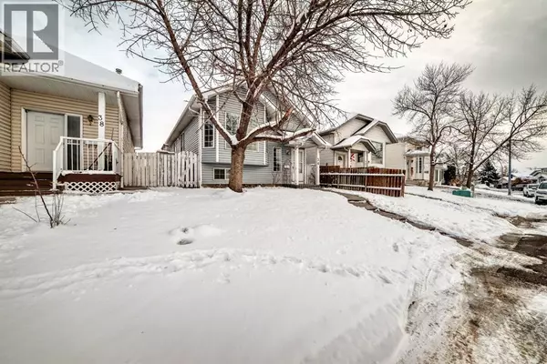 Calgary, AB T2B3E4,34 ERIN MEADOW Close SE