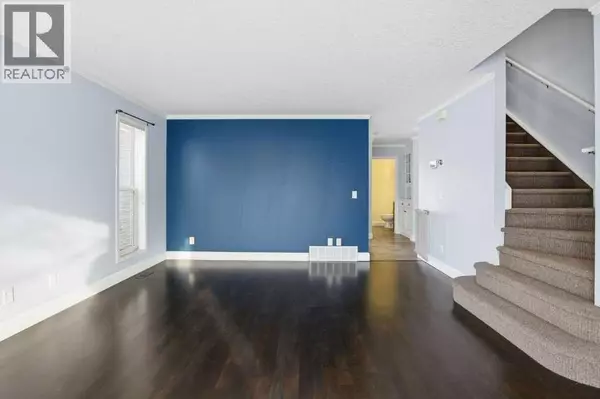 Calgary, AB T2Z3N3,216 Mount Aberdeen Close SE