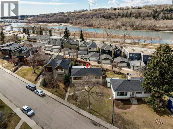 Calgary, AB T2N0C7,2719 1 Avenue NW