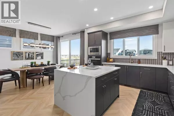 Calgary, AB T2X5W2,72 Creekstone Grove SW