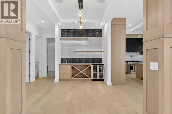 Chestermere, AB T1X2S2,960 South Shore Terrace